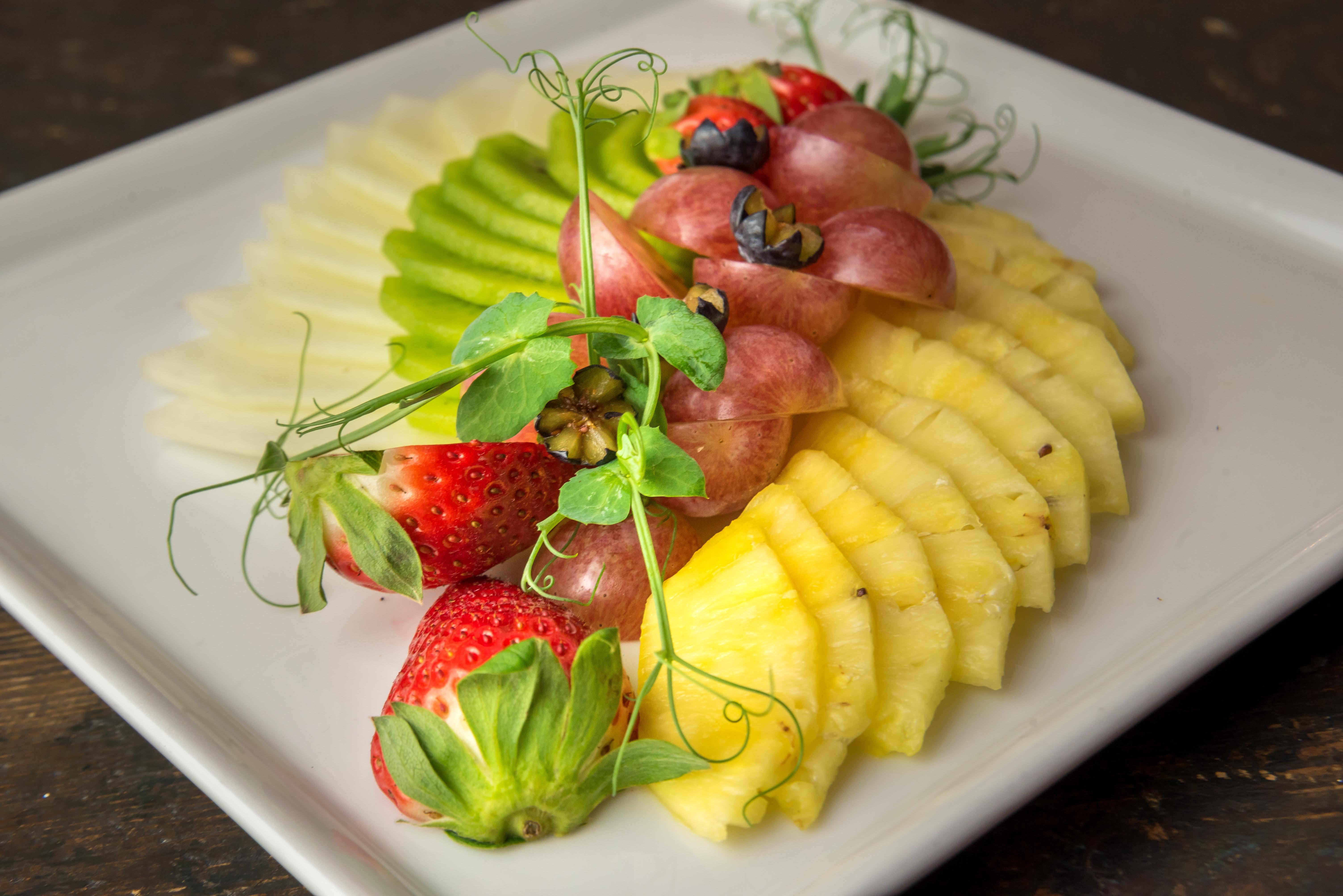 Kempinski Hotel Grand Arena Banszko Kültér fotó Fruit salad